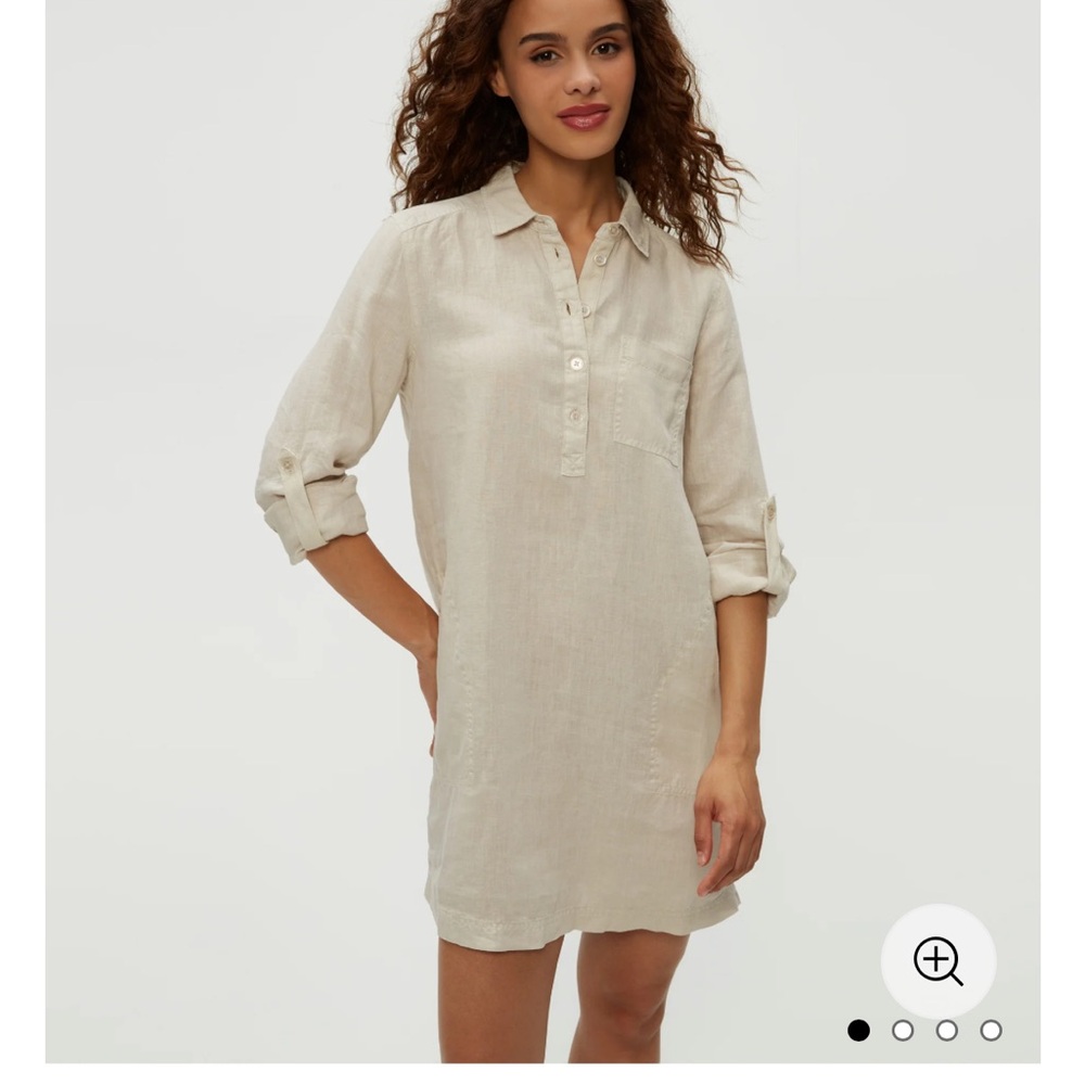 Michael Stars Eleanor Dress
Natural woven linen shirt dress